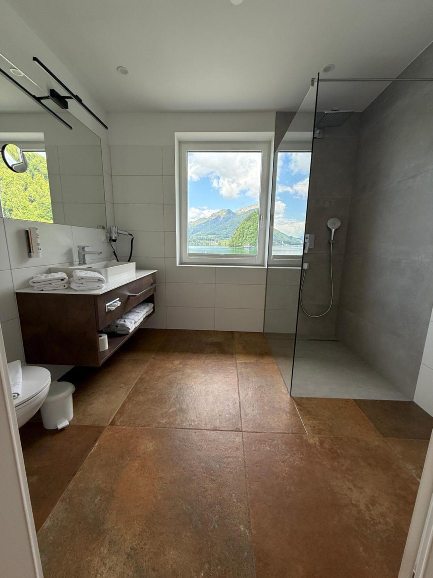 Seehotel Lilly Strobl Dış mekan fotoğraf